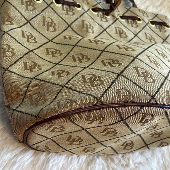 Dooney & Bourke Brown Shoulder Bag - Picture 14 of 16